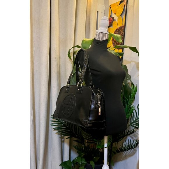 ✺✺ AUTHENTIC TORY BURCH BLACK BOMBE HADNBAG  ✺✺ - Picture 8 of 10